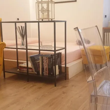 Isola Dal Verme Flat Appartement *
